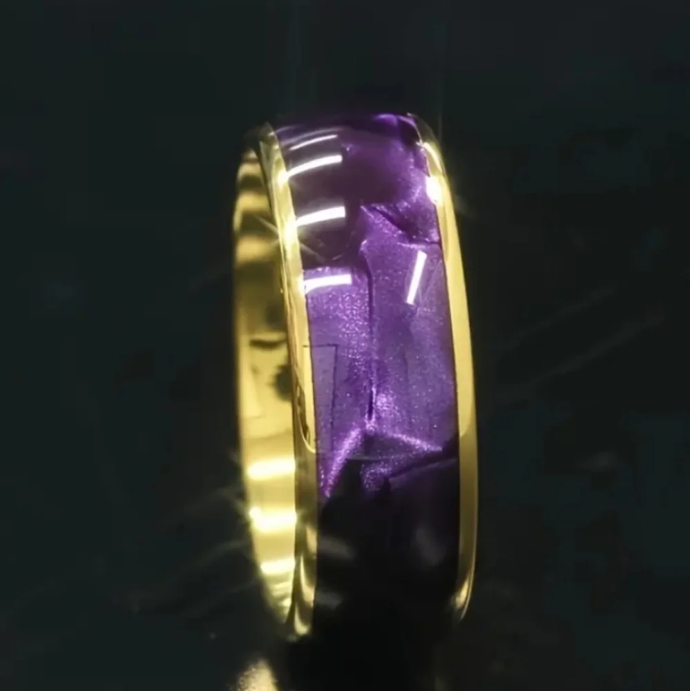 🆕️MENS STYLISH TUNGSTEN GOLD RING SIZE 13~PURPLE INLAY PROMISE/WEDDING RING (M)